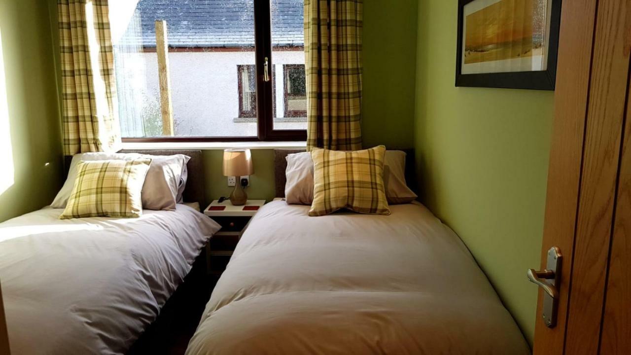Lesanne Cottage Инвернес Екстериор снимка